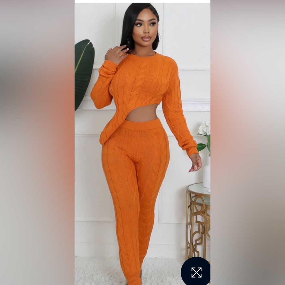 Side Swept Knit Legging Set